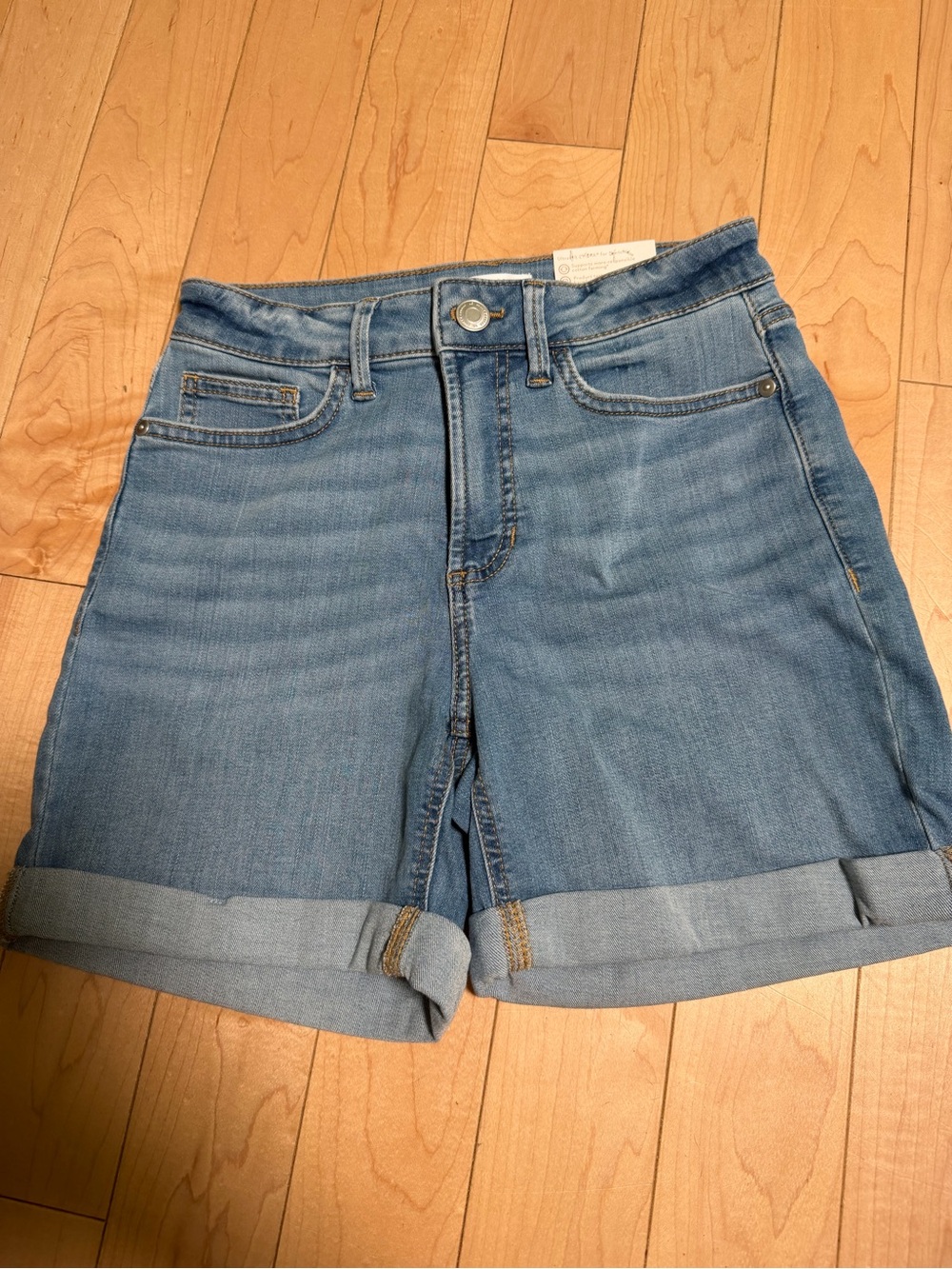 LC Lauren Conrad Classic High-Rise Denim Shorts in Light Blue BNWT